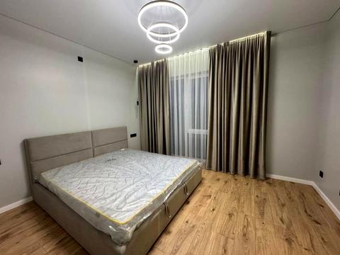 будинок за адресою Закарпатська вул., 4