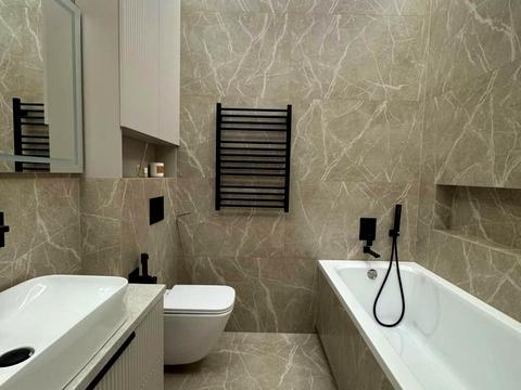 будинок за адресою Закарпатська вул., 4