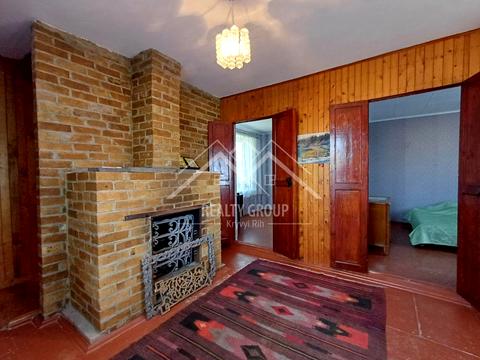 будинок за адресою с. Вільне, Грушова