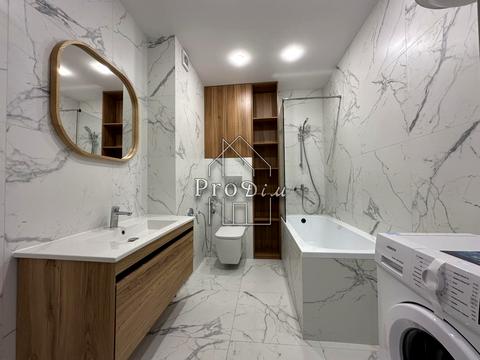 квартира за адресою Сім'ї Стешенків вул. (Тимофія Строкача), 9