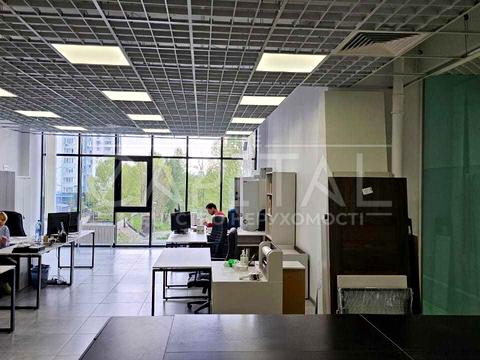 комерційна за адресою Героїв полку "Азов" вул. (Маршала Малиновського), 14