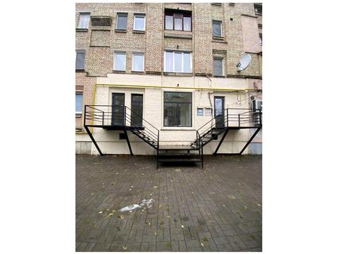 комерційна за адресою Межигірська вул., 57/17