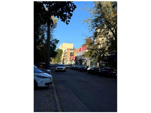 комерційна за адресою Межигірська вул., 57/17