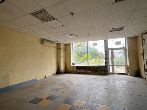 комерційна за адресою Варненська вул., 7в