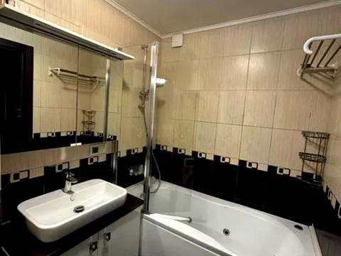 квартира по адресу Дмитриевская ул., 2