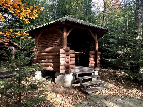 коммерческая по адресу Котляревского ул., 3