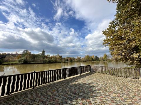 коммерческая по адресу Котляревского ул., 3