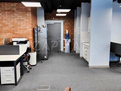 комерційна за адресою Олександра Мишуги вул., 10