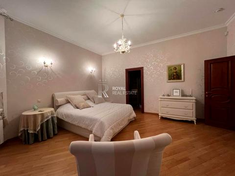 будинок за адресою Лугова