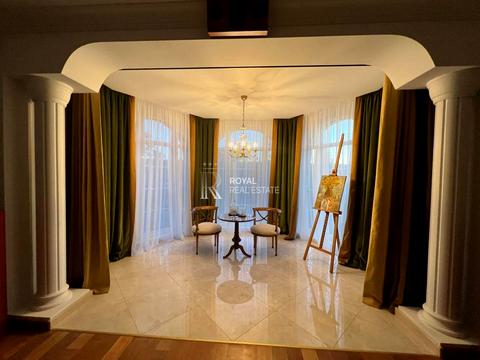 будинок за адресою Лугова