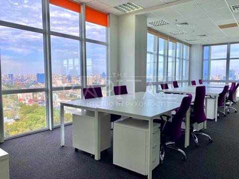 коммерческая по адресу Миколи Грінченка ул., 4В