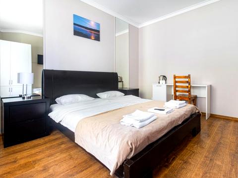 комерційна за адресою Роксолани вул., 5