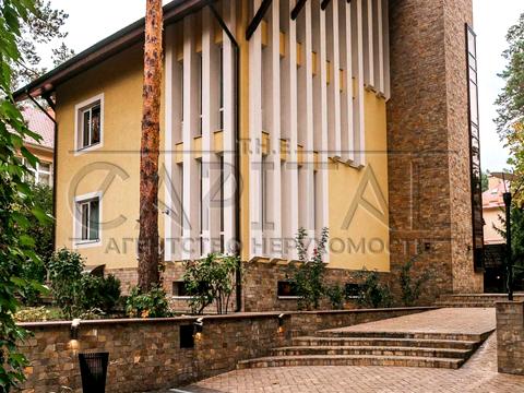 будинок за адресою Приозерна вул.