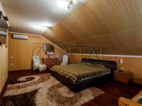 будинок за адресою Приозерна вул.