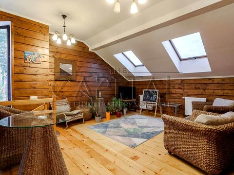 будинок за адресою Приозерна вул.