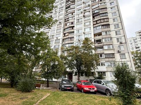 квартира за адресою Мілютенка вул., 17-В