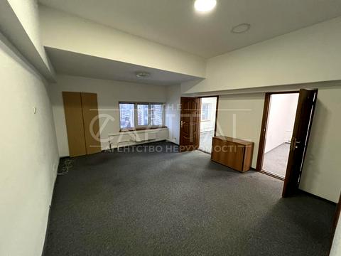 комерційна за адресою Антоновича вул. (Горького), 103-А