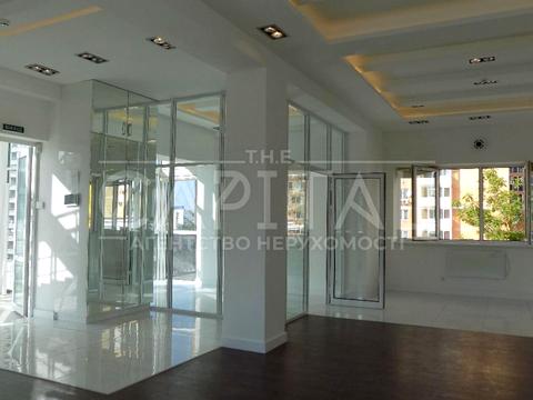 комерційна за адресою Василя Тютюнника вул. (Анрі Барбюса), 5-А