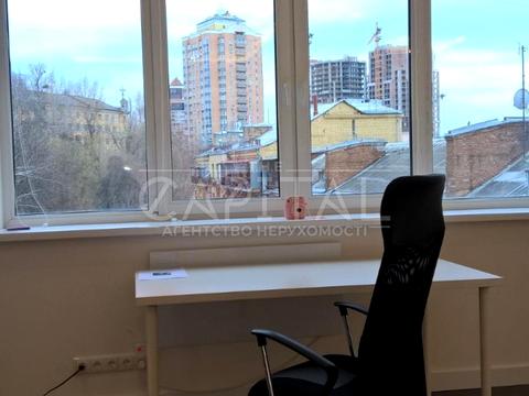 комерційна за адресою Василя Тютюнника вул. (Анрі Барбюса), 5-А