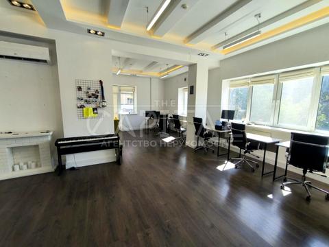 комерційна за адресою Василя Тютюнника вул. (Анрі Барбюса), 5-А