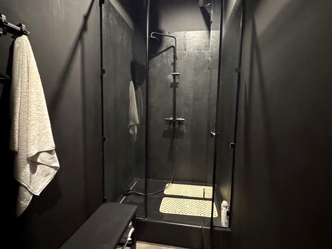 комерційна за адресою Богдана Хмельницького вул., 19