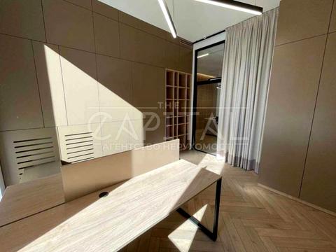 комерційна за адресою Антоновича вул. (Горького), 44