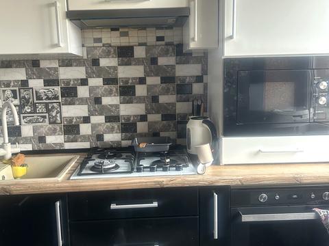 квартира за адресою Молодіжна вул., 5