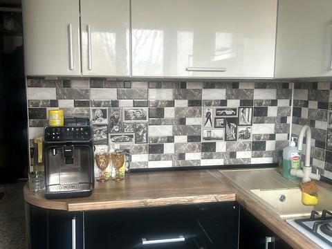 квартира за адресою Молодіжна вул., 5