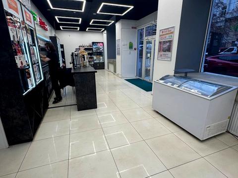 коммерческая по адресу Лютеранская ул., 3