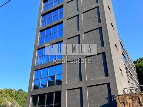 комерційна за адресою вул. Нижньоюрківська, 39