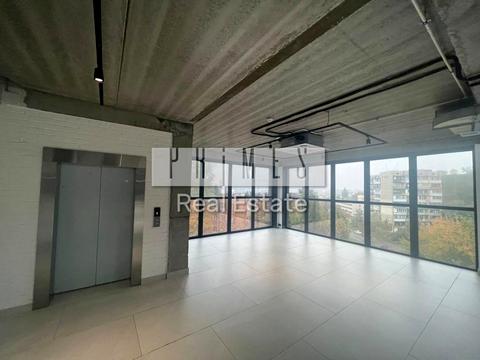 комерційна за адресою вул. Нижньоюрківська, 39