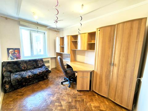 квартира за адресою Дніпровська набережна вул., 7