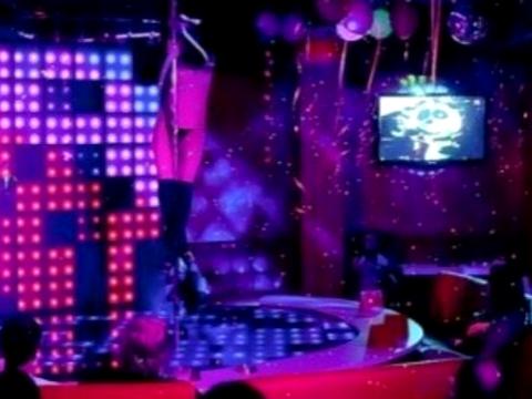 комерційна за адресою Дніпровська набережна вул., 11