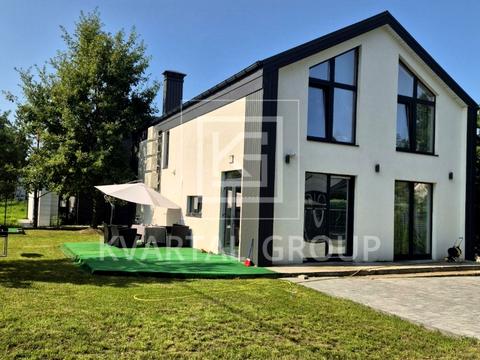 будинок за адресою лісова, 10