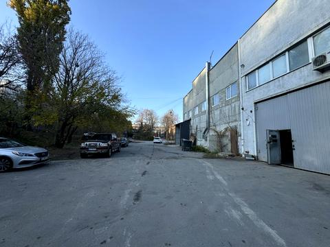 комерційна за адресою Кирилівська вул. (Фрунзе), 120