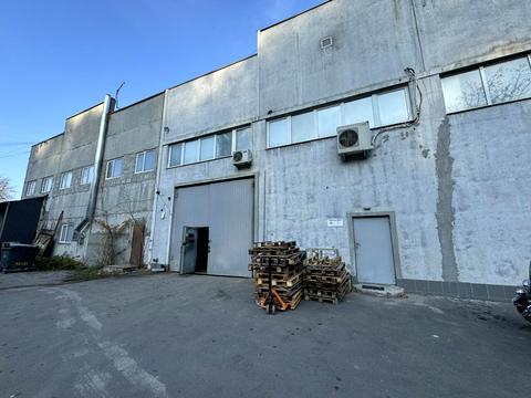 комерційна за адресою Кирилівська вул. (Фрунзе), 120