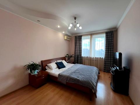 квартира за адресою Верховної Ради бульв., 21-А