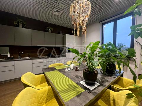 комерційна за адресою Волинська вул., 67