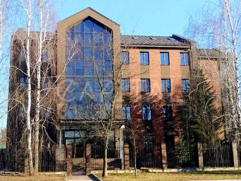 комерційна за адресою Волинська вул., 67