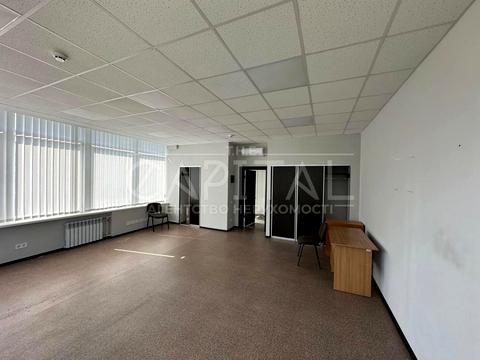 комерційна за адресою Кудрявський узвіз, 7