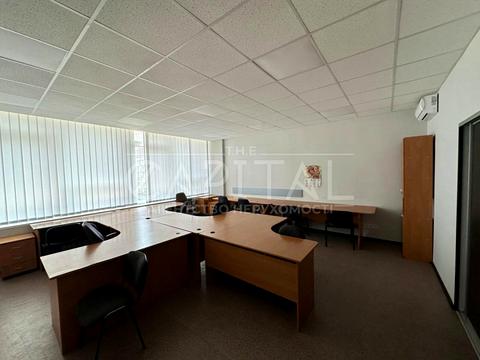 комерційна за адресою Кудрявський узвіз, 7