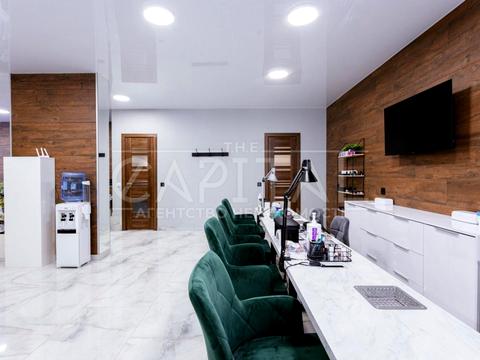 комерційна за адресою Відрадний просп. (Чубаря), 2