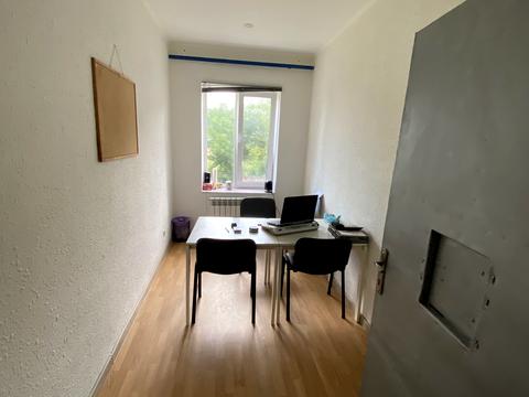 комерційна за адресою Братів Лисиків вул., 1