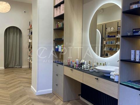 комерційна за адресою Володимирська вул., 86-А