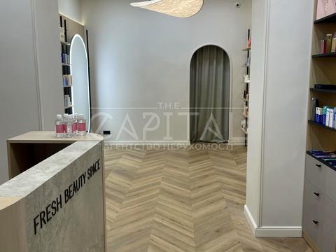 комерційна за адресою Володимирська вул., 86-А