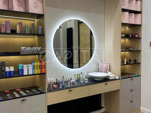 комерційна за адресою Володимирська вул., 86-А