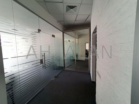 комерційна за адресою Євгена Коновальця вул. (Щорса), 36Д