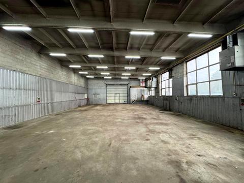 комерційна за адресою Пухівська вул., 15