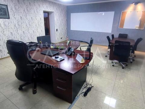 коммерческая по адресу Валерия Лобановского просп. (Краснозвездный), 41