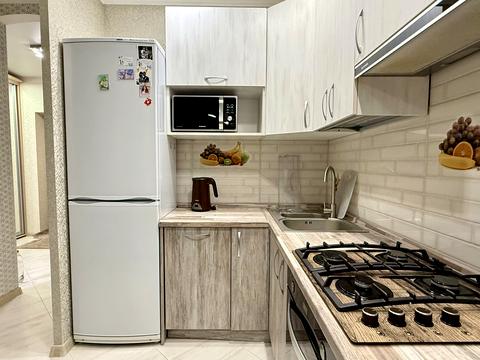 квартира за адресою Героїв Крут вул., 16